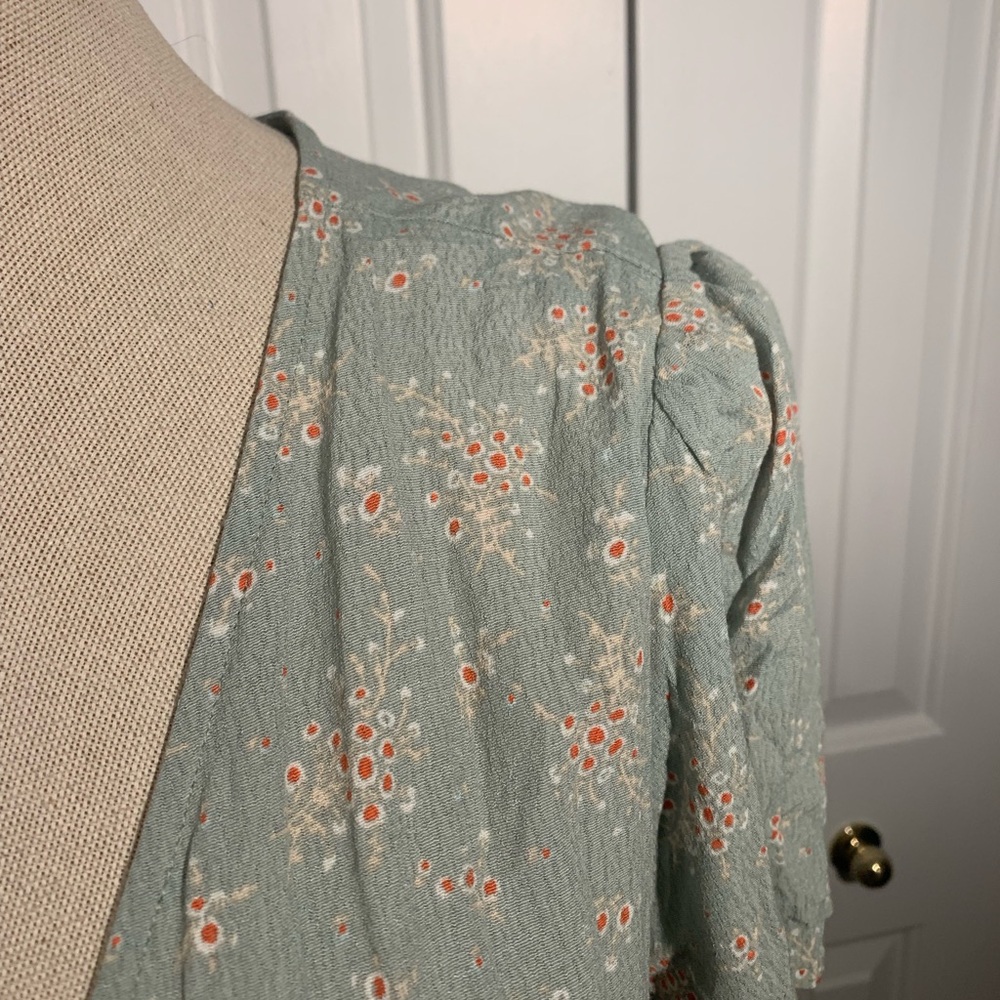 GAP Sage Green Floral Midi Dress with Cream Flowers - Picture 2 of 5